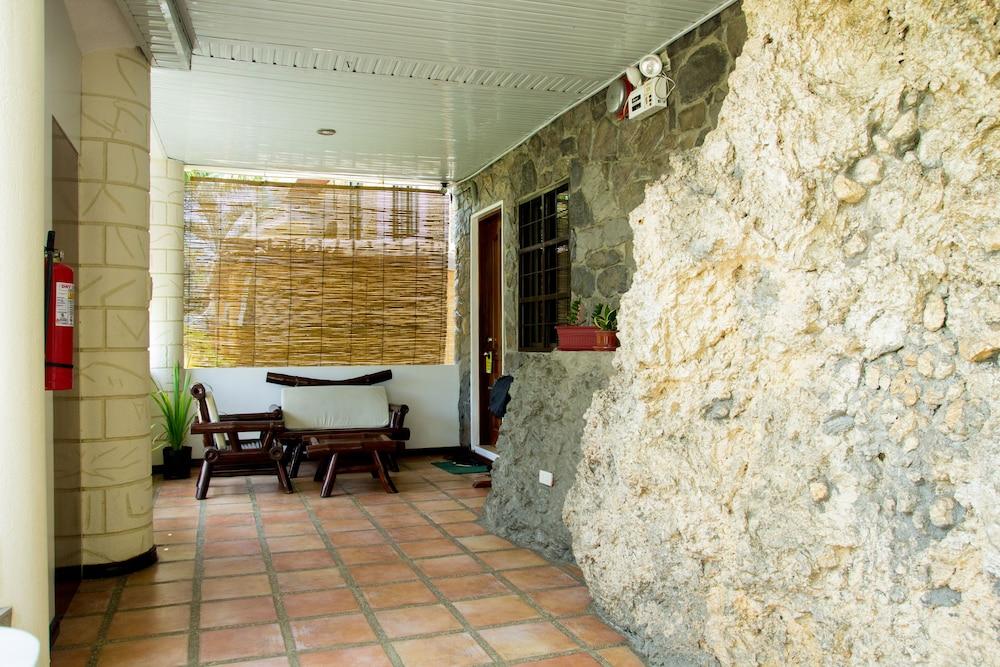 Greenyard Inn Manoc-Manoc Extérieur photo